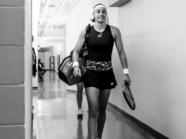 Caroline Garcia Cincinnati 2022 court entrance blanck and white