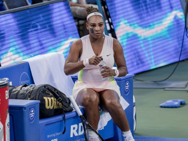 Serena Williams Cincinnati 2022 changeover
