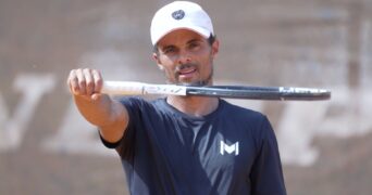 TESTING EQUIPMENT © Tennis Majors