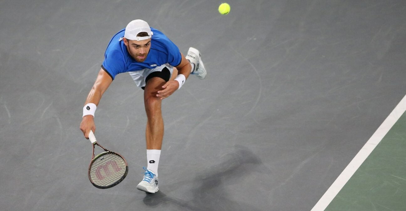 Benjamin Bonzi Davis Cup 2022 forehand