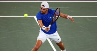 Benjamin_Bonzi Coupe Davis 2022 backhand volley