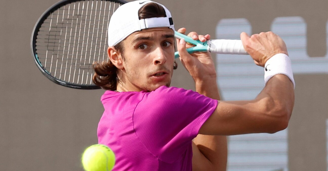 Lorenzo Musetti hits a backhand during his semi-final against Miomir Kecmanovic in Serbia