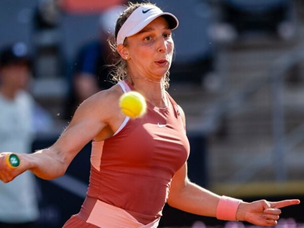 Tamara Korpastch hitting a forehand in Hambourg in 2022