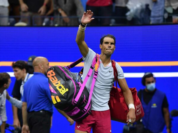 Rafael Nadal says goodbye to the crowd after his defeat against Frances Tiafoes at the US Open in 2022