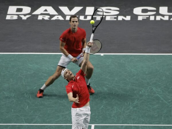Denis Shapovalov Vasek Pospisil Davis Cup smash volley team double Germany Tim Puetz Kevin Krawietz