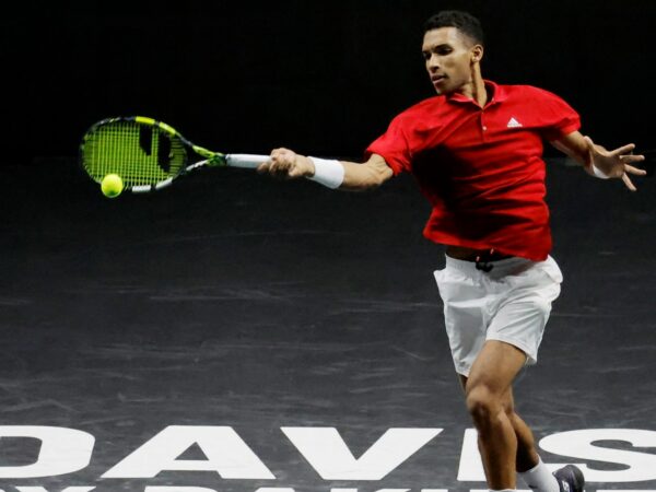 Felix Auger Aliassime Davis Cup 2022 semi-finals double forehand