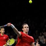 Vasek Pospisil Felix Auger-Aliassime volley double indoor