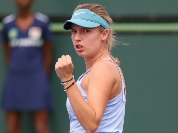 Linda Fruhvirtova poing serré visière Indian Wells 2023