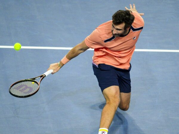 Quentin Halys Montpellier revers slicé amortie