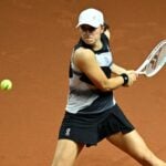 Iga Swiatek revers Stuttgart