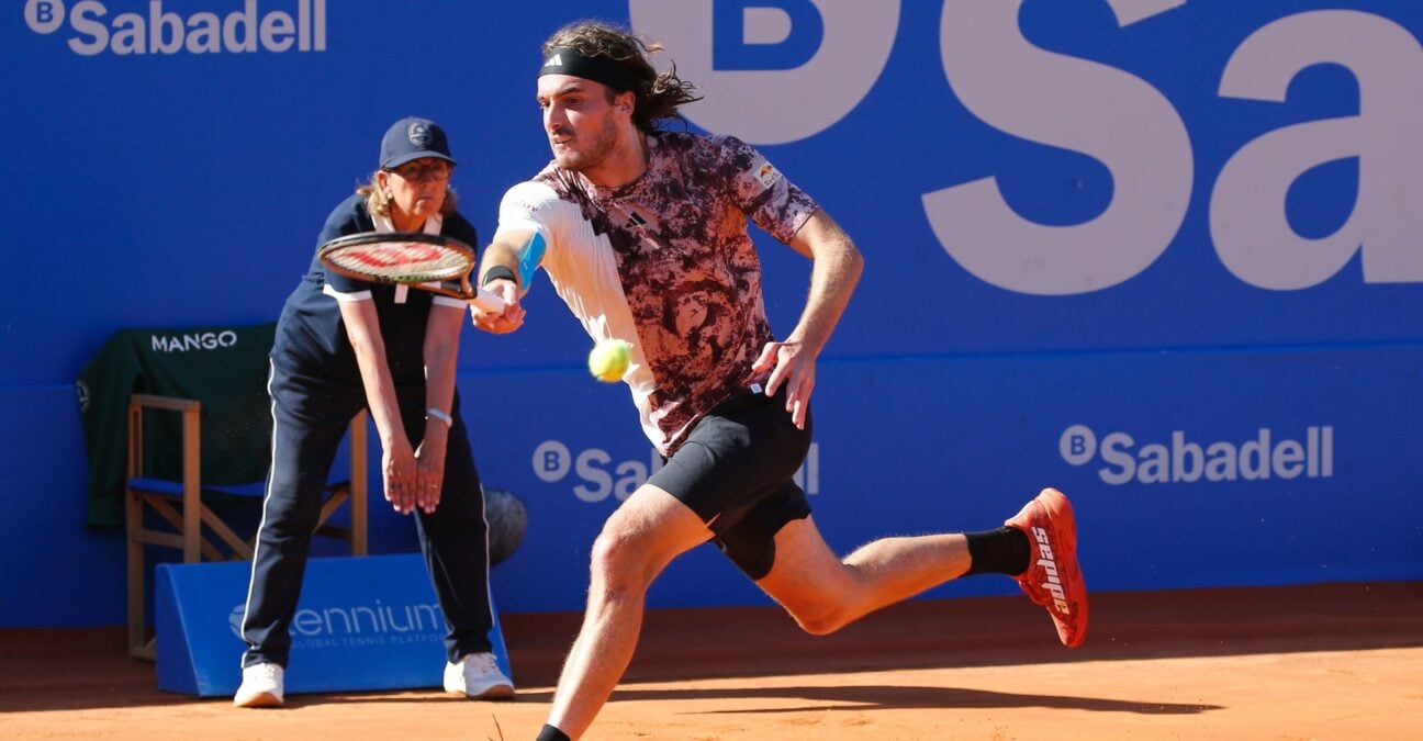 Stefanos Tsitsipas Barcelone coup droit défense