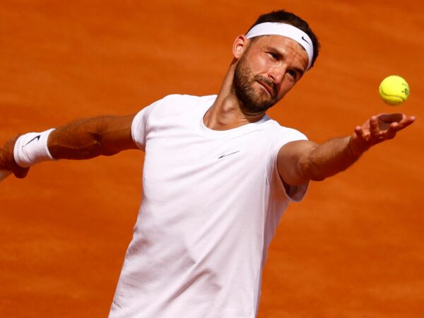 Grigor Dimitrov Rome 2023 service armé