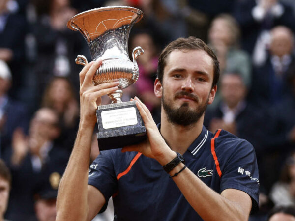 Medvedev_trophée_Rome_2023 (AI / Reuters / Panoramic)