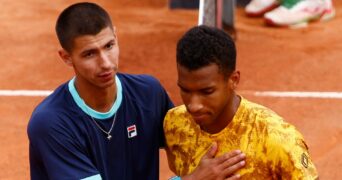 Popyrin Auger Aliassime Rome 2023 poignée de main