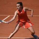 Clara Burel Roland-Garros 2023 contre-amortie coup droit
