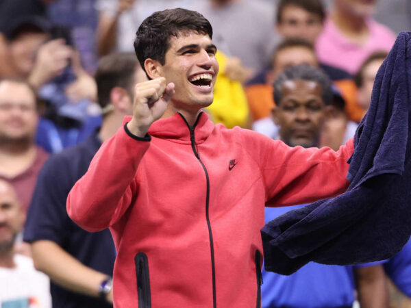 Sourire de Carlos Alcaraz à l'US Open 2023