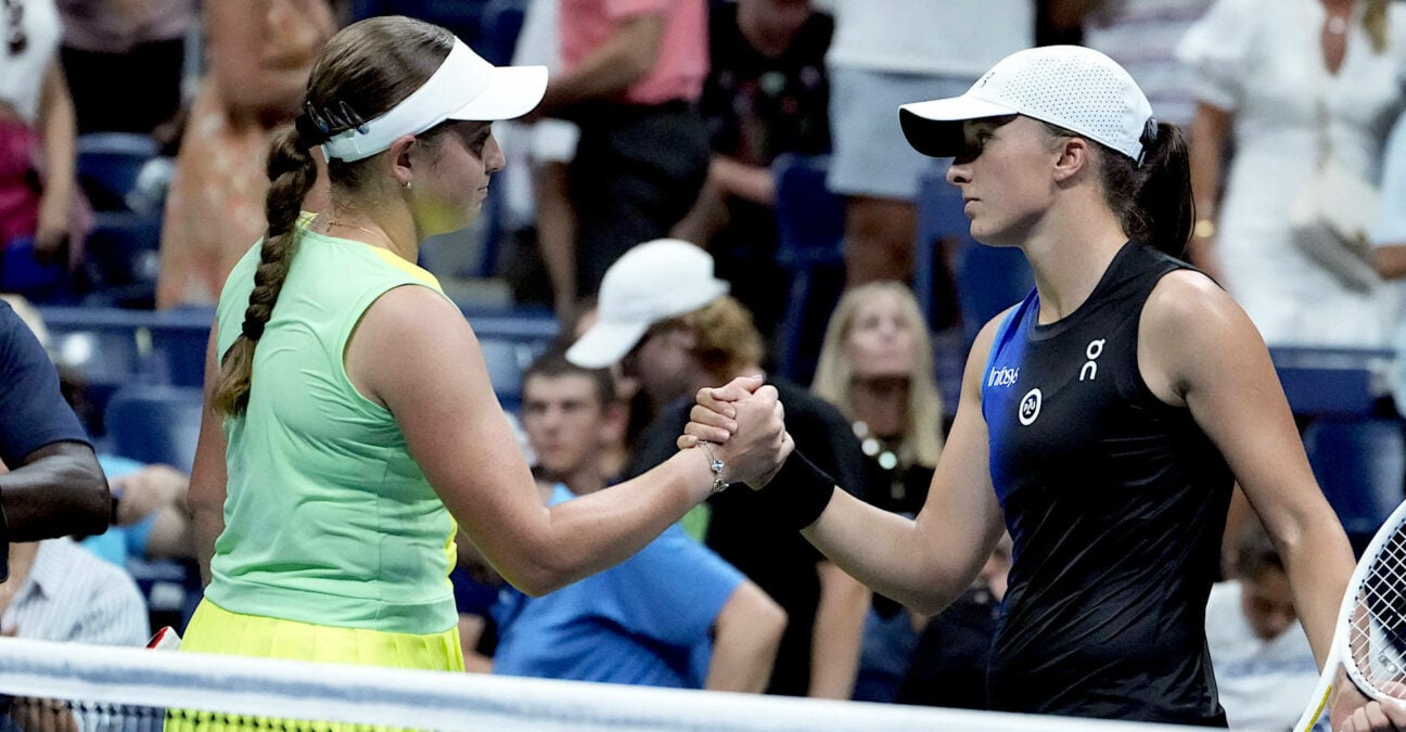 Ostapenko Swiatek US Open 2023 (John Minchillo/AP/SIPA)