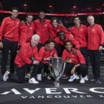 La Team Monde avec le trophée de la Laver Cup