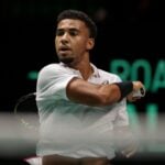 Arthur Fils Coupe Davis 2023 fin de geste coup droit