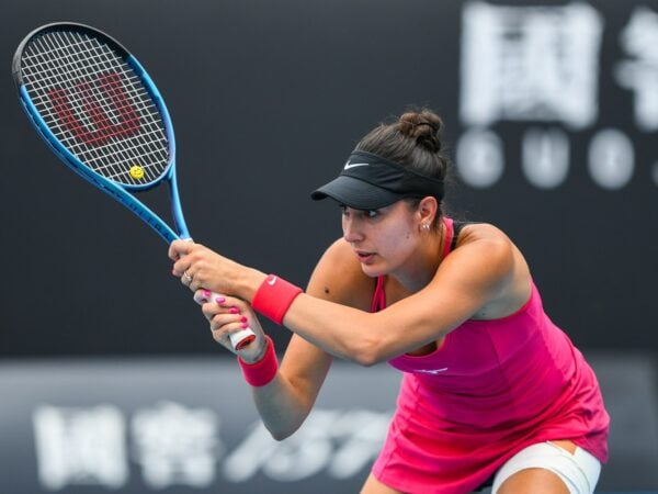 Oceane Dodin Open d'Australie 2024 revers défense
