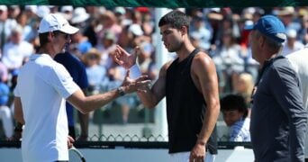 Carlos Alcaraz Juan Carlos Ferrero Indian Wells 2024 poignée de main