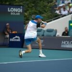 Jannik Sinner Miami 2024 revers slicé