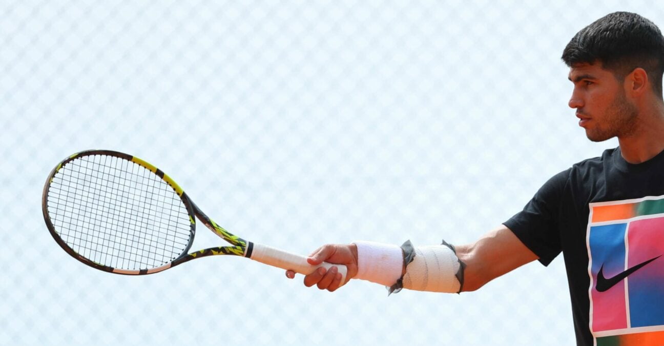Carlos Alcaraz Monte Carlo 2024 entraînement bandage