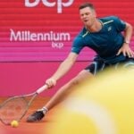 Hubert Hurkacz Estoril 2024 coup droit défense