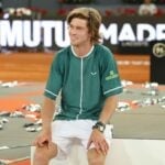 Andrey Rublev Madrid 2024 cérémonie trophée