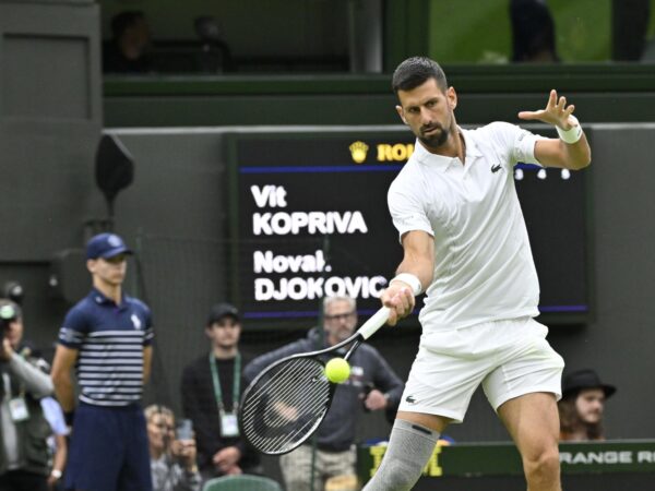 Novak Djokovic Wimbledon 2024 coup droit échauffement