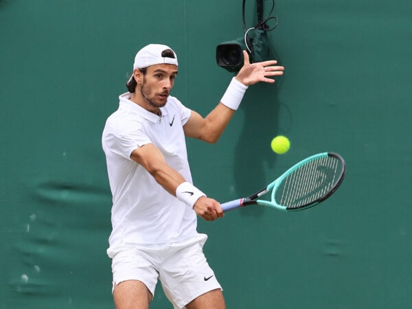Lorenzo Musetti Wimbledon 2024 revers slice