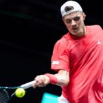 Jakub Mensik Rotterdam 2025 coup droit