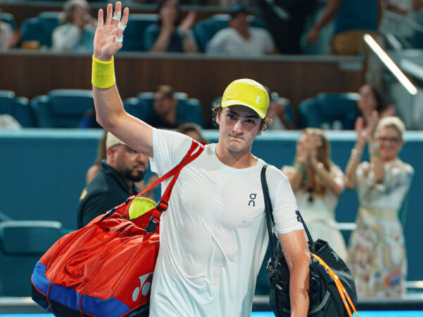 Joao Fonseca Miami 2025 (© Julien Nouet / Tennis Majors)