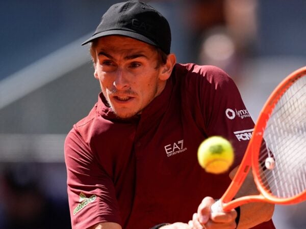 Matteo Arnaldi Madrid 2025 revers